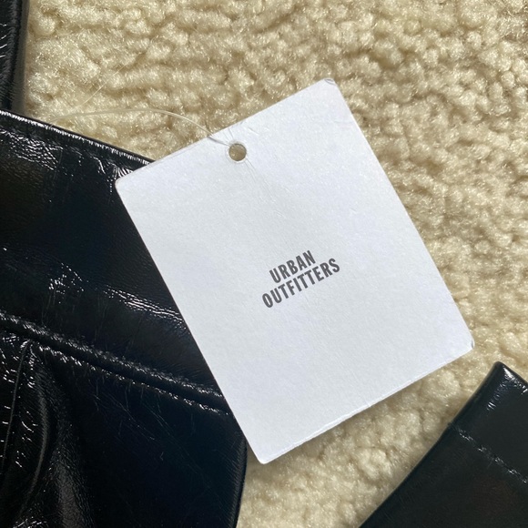 NEVER WORN URBAN OUTFITTERS SHINY LEATHER PANTS - Picture 3 of 6